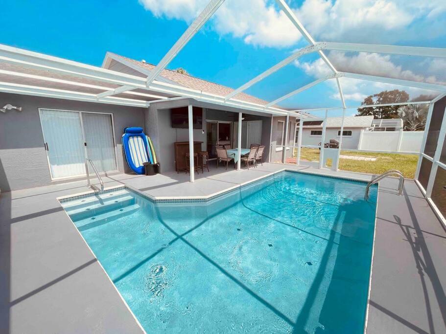 Manatee Oasis Weeki Wachee Family Fun Pool Home Spring Hill Eksteriør bilde
